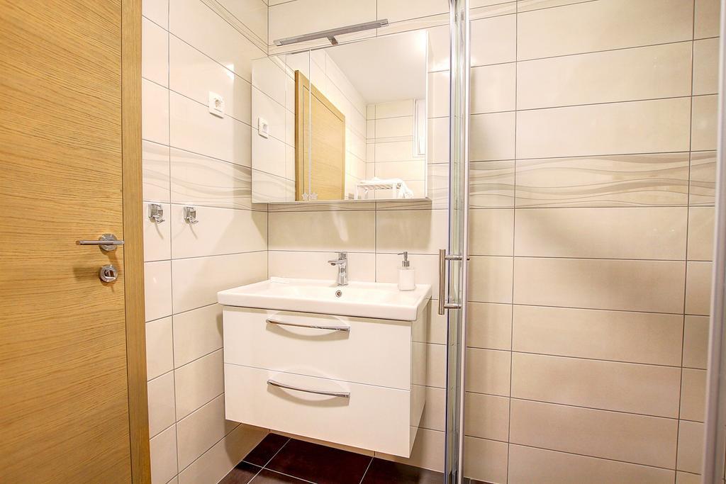Apartment Vita Near Terme Paradiso Dobova Luaran gambar